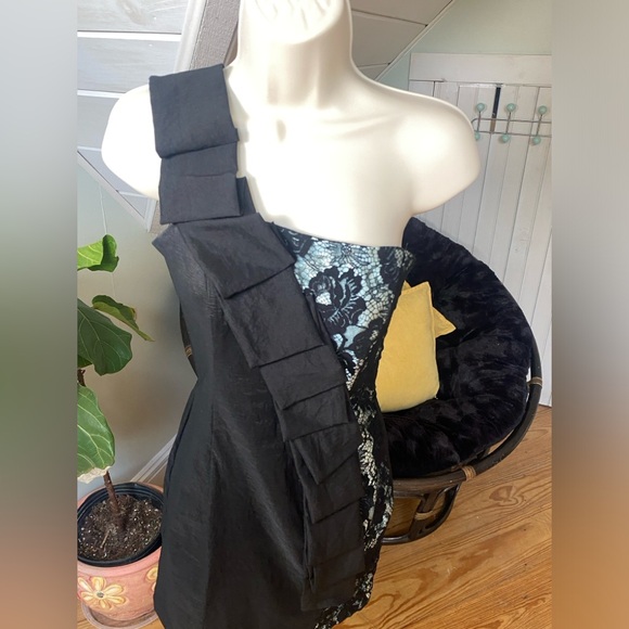 Jessica McClintock Formal Gown One Shoulder Lace Size 6 Bodycon - Picture 5 of 16